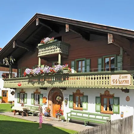 Gaestehaus Zum Wurm ライト・イム・ヴィンクル